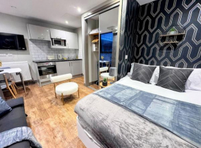 Luxury Studio Long Stay Suite